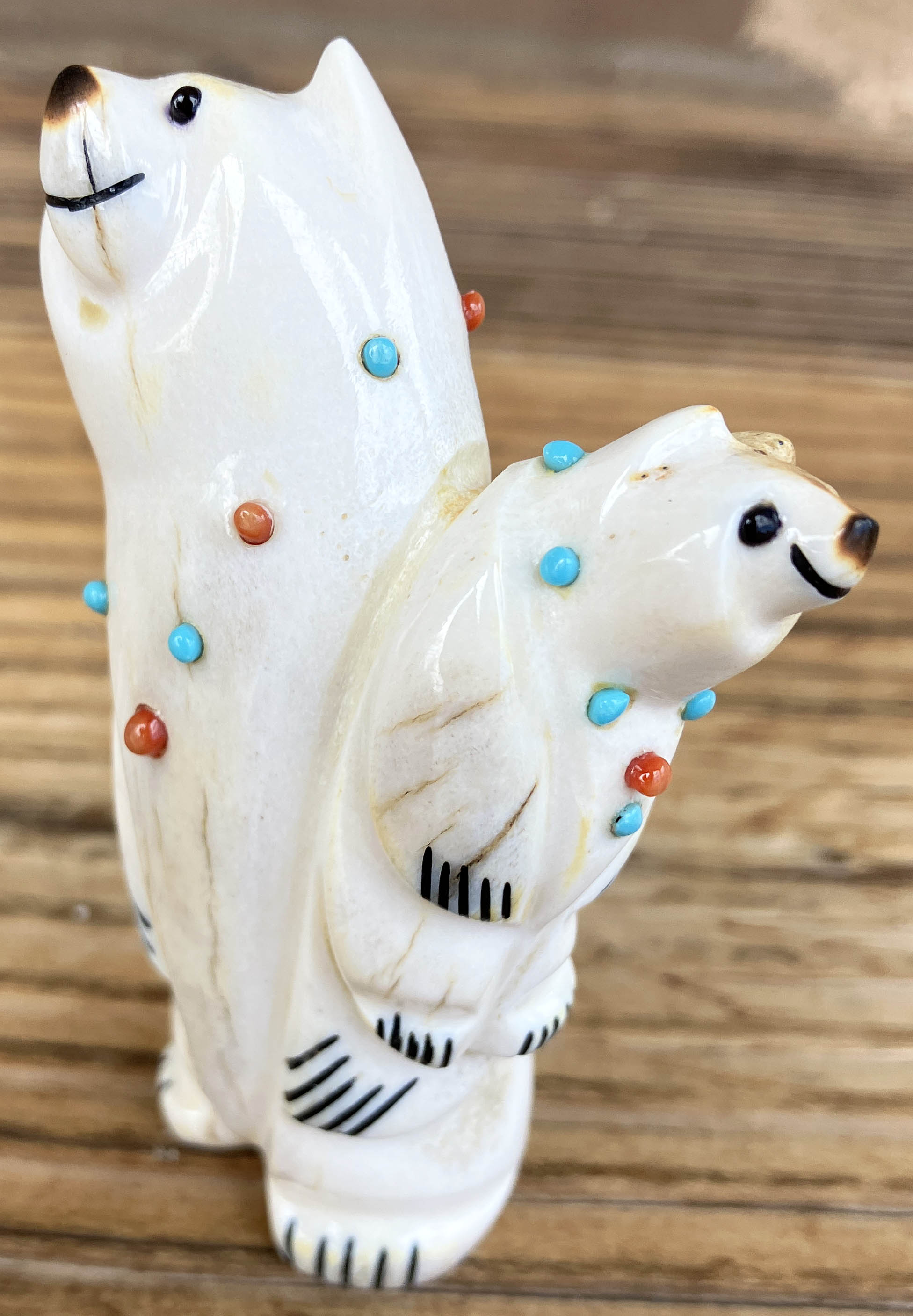 Claudia Peina | Zuni Bear Fetish | Penfield Gallery of Indian Arts | Albuquerque, New Mexico